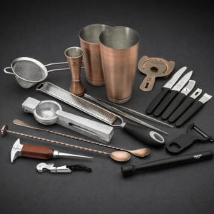 KIT PARA BAR 19 PIEZAS COLOR COBRE MATE, 1 COLADOR DE MALLA, PINZA, 2 CUCHARA DE BAR, MUDDLER, COLADOR DE BEBIDAS, JIGGER 1 Y 2 OZ, RALLADOR, EXPRIMIDOR, PELADOR