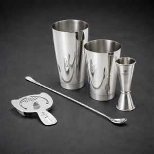 KIT PARA BAR 5 PIEZAS COLOR ACERO INOX, COCTELERA BOSTON, CUCHARA DE BAR , JIGGER DE 1 Y 2 ONZAS Y COLADOR DE BEBIDAS