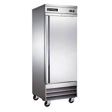 Congelador Avantco de Acero Inoxidable 1 Puerta Solida 23.06 Pies, 73.6 x 81.7 x 209.5 cm