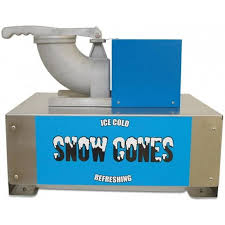 MAQUINA TRITURADORA DE HIELO RASPADO 120V, 350 WATTS 1/3 HP MEDIDAS: 21 5/8 X 16 X 16 1/4 PG CARNIVAL KING