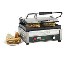 PANINI GRILL WARING WDG250 PARRILLA ONDULADA Y LISA 120V ,60 Hertz, 1,800 Watts, 140 - 570 F, MEDIDADAS: 17 1/2 pg, 16 pg, 9 1/2 pg