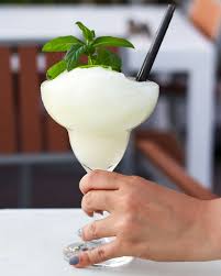 COPA MARGARITA POLICARBONATO 16 OZ 565207 ALIBI CARLISLE (PRECIO POR 24 PIEZAS)