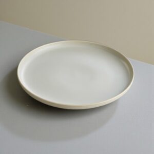 PLATO EXTENDIDO DE 10 1/2 PG (26.6 CM) GRIS CENIZA MATE PANGEA ACOPA CERAMICA (PRECIO POR 12 PIEZAS)