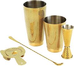KIT PARA BAR MODELO M37206GD 5 PIEZAS COLOR DORADO TIPO ENREJADO CON VASOS DE 28 Y 18 OZ, JIGGER DE 1/2 OZ, COLADOR DE BEBIDAS Y CUCHARA DE BAR