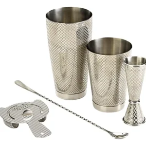 KIT PARA BAR MODELO M37206 5 PIEZAS COLOR ACERO INOX TIPO ENREJADO CON VASOS DE 28 Y 18 OZ, JIGGER DE 1/2 OZ, COLADOR DE BEBIDAS Y CUCHARA DE BAR