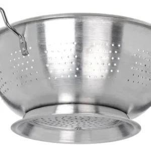 COLADOR 16 QT CON AGARRADERAS Y BASE CARLISLE - Altura 7 1/8 pg, Di?metro superior 16 1/2 pg