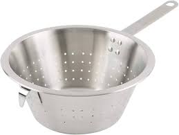 COLADOR PERFORADO DE ACERO INOX 10 PG CON MANGO