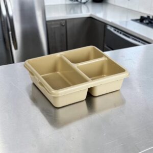 CHAROLA DE 3 COMPARTIMENTOS COPOLIMERO MARCA CAMBRO MODELO 9113CPTAN (PRECIO POR 24 PIEZAS)