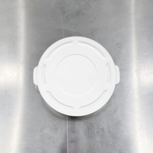 TAPA BLANCA REDONDA PARA BOTE DE BASURA DE 10 GALONES BRUTE FG260900WHT RUBBERMAID